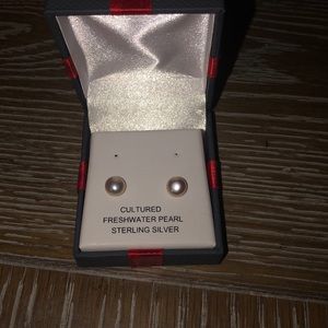 Pearl earrings |BEST OFFER|**